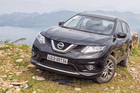 hang loat mau suv dai ha gia ca tram trieu dong dip cuoi nam