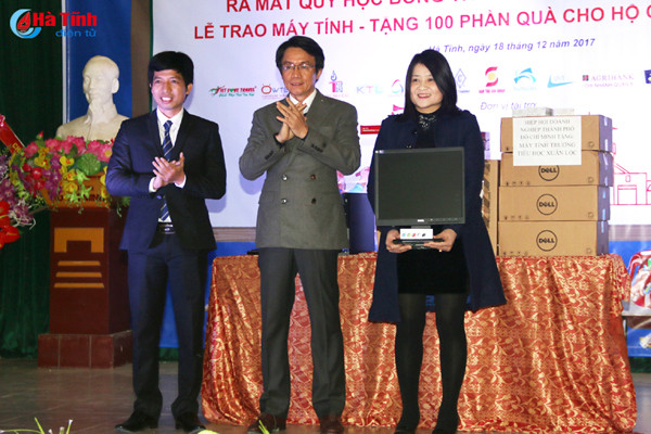 ra mat quy hoc bong tran dinh trap trao nhieu phan qua y nghia