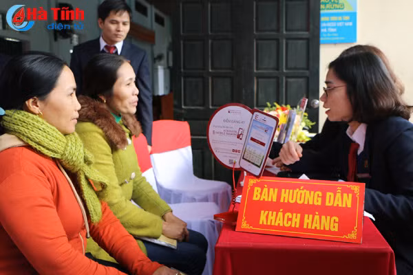 ngan hang di dong den voi nguoi dan vung sau ha tinh