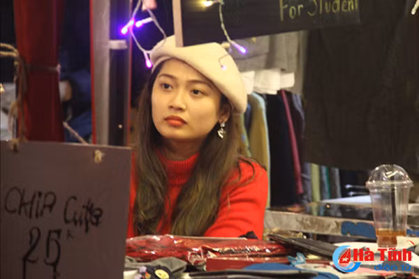 nhung bong hong xinh dep tai cho dem jam ha tinh 2017