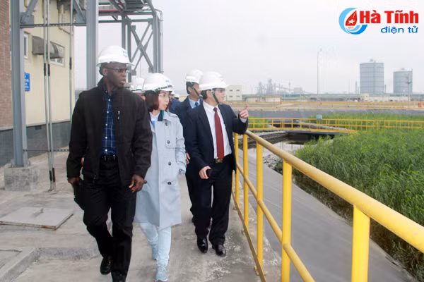 giam doc ngan hang the gioi tai viet nam tham vung ang va mot so cong trinh o ha tinh