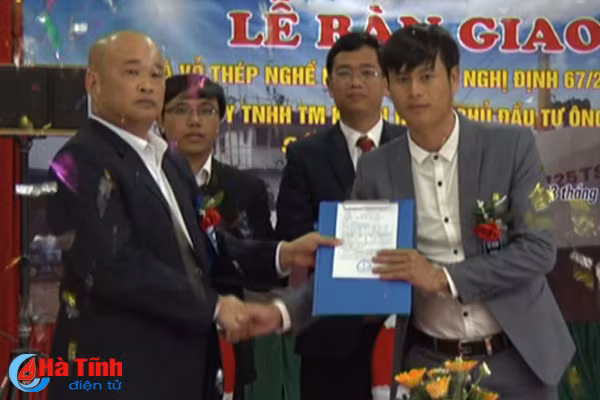 ngu dan ky anh dong tau ca tri gia gan 20 ty dong