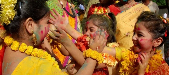 top 5 quoc gia co ngay nghi le khung nhat the gioi