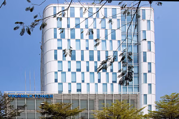 vinamilk 3 nam lien tiep dung dau bang xep hang top 10 doanh nghiep niem yet uy tin