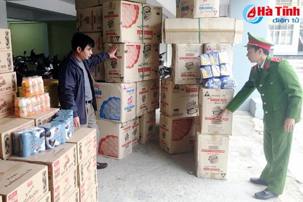 lai bat xe tai cho gan 200 ket nuoc ngot khong giay to hop phap