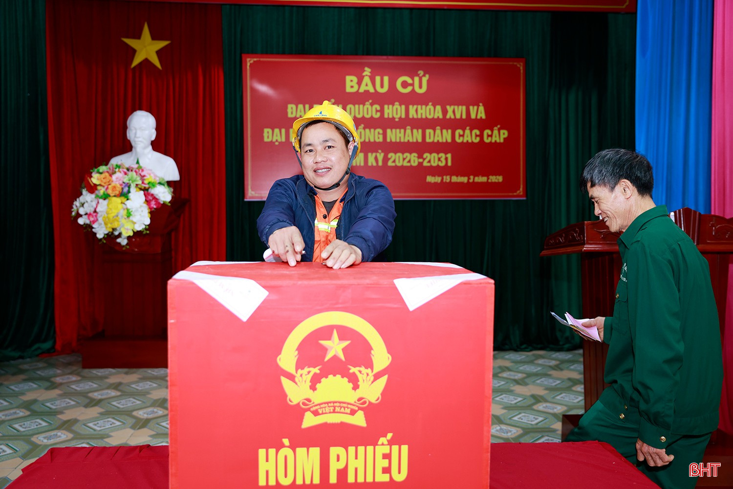 Phường Vũng Áng có 16 khu vực bỏ phiếu, trong đó có 1 khu vực đặt tại Formosa Hà Tĩnh.