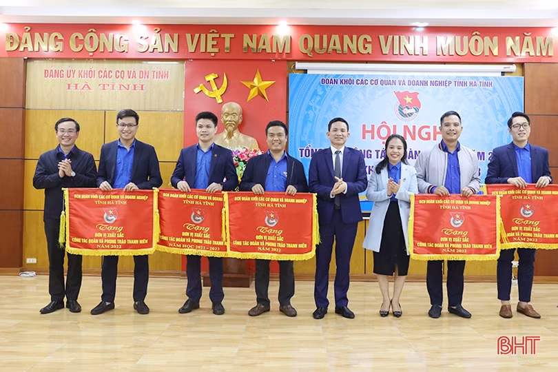 Triển khai năm chuyển đổi số các hoạt động của Đoàn Khối CCQ&DN Hà Tĩnh