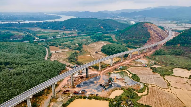 Khánh thành cao tốc Cam Lộ - La Sơn, kết nối trục động lực miền Trung