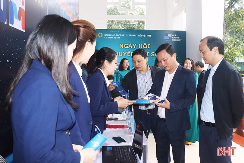 Hà Tĩnh tiếp tục nâng cao chỉ số hài lòng của người dân, tổ chức