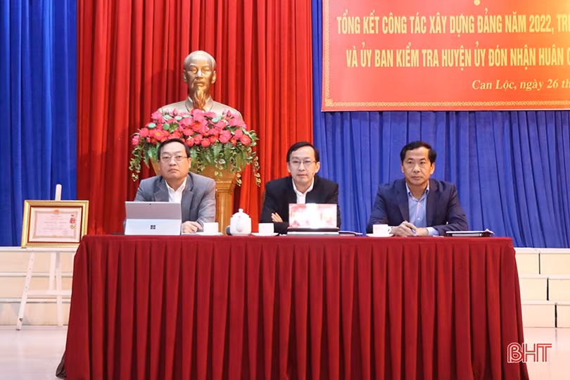 Can Lộc quyết tâm thực hiện tốt các nhiệm vụ chính trị năm 2023