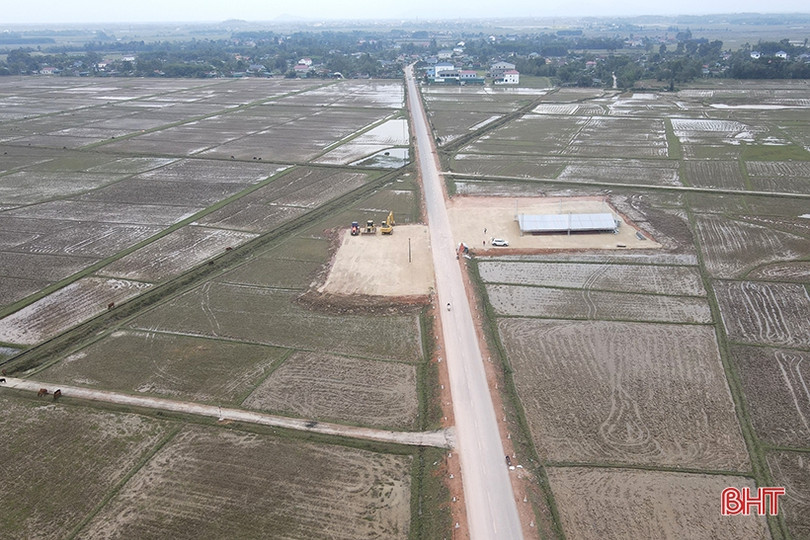 Cận cảnh công tác chuẩn bị cho lễ khởi công cao tốc Bắc - Nam qua Hà Tĩnh