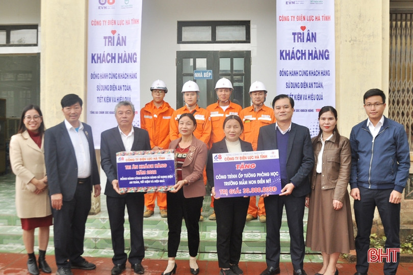 Công ty Điện lực Hà Tĩnh tổ chức chuỗi hoạt động tri ân khách hàng