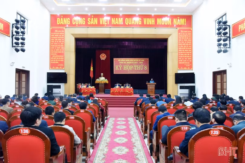 HĐND huyện Kỳ Anh xem xét, thông qua 8 nghị quyết quan trọng