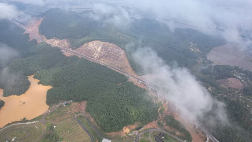 Khánh thành cao tốc Cam Lộ - La Sơn, kết nối trục động lực miền Trung