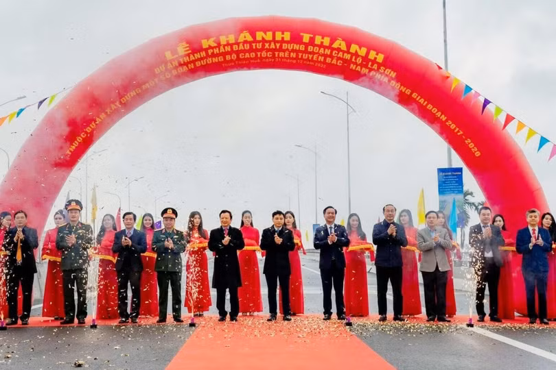 Khánh thành cao tốc Cam Lộ - La Sơn, kết nối trục động lực miền Trung