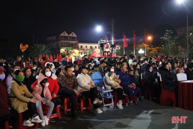 Vui tươi chương trình nghệ thuật “Chào năm mới 2023” ở TP Hà Tĩnh