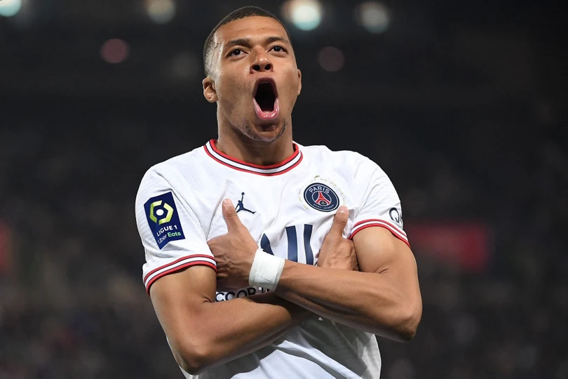 Chờ đợi gì ở Ronaldo, Mbappe trong năm 2023?
