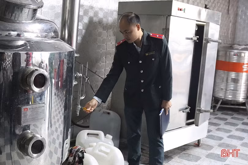 Ra quân kiểm tra an toàn vệ sinh thực phẩm trên địa bàn Hà Tĩnh