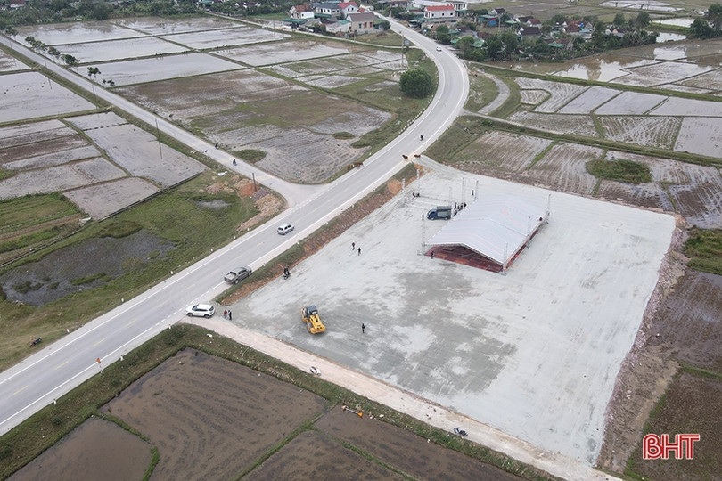 Cận cảnh công tác chuẩn bị cho lễ khởi công cao tốc Bắc - Nam qua Hà Tĩnh