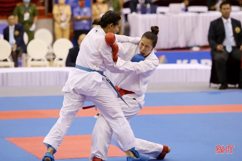 VĐV Hà Tĩnh vỡ òa cảm xúc trong giây phút giành HCV SEA Games 31