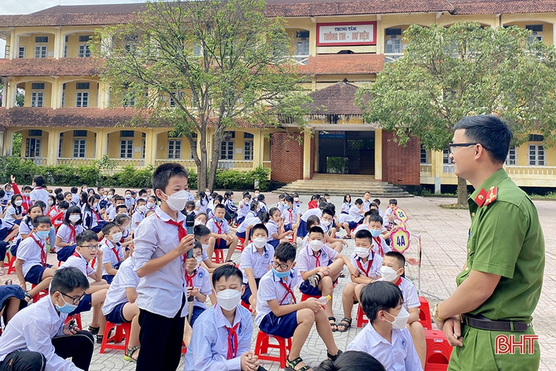 Tuyên truyền phòng chống đuối nước, PCCC cho học sinh Hà Tĩnh