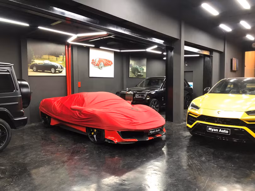 Ferrari 488 Pista Spider thứ 3 về Việt Nam