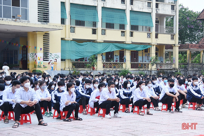 Tuyên truyền phòng chống đuối nước, PCCC cho học sinh Hà Tĩnh