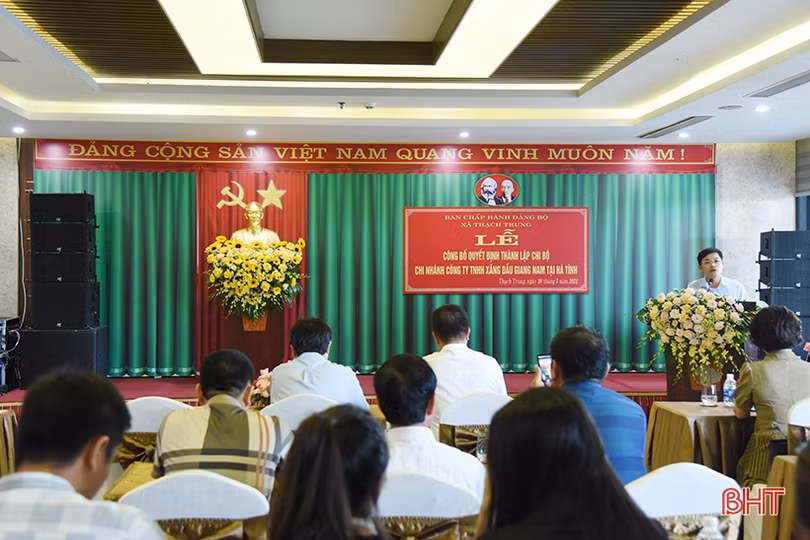 Công bố thành lập chi bộ Đảng trong doanh nghiệp tư nhân ở TP Hà Tĩnh