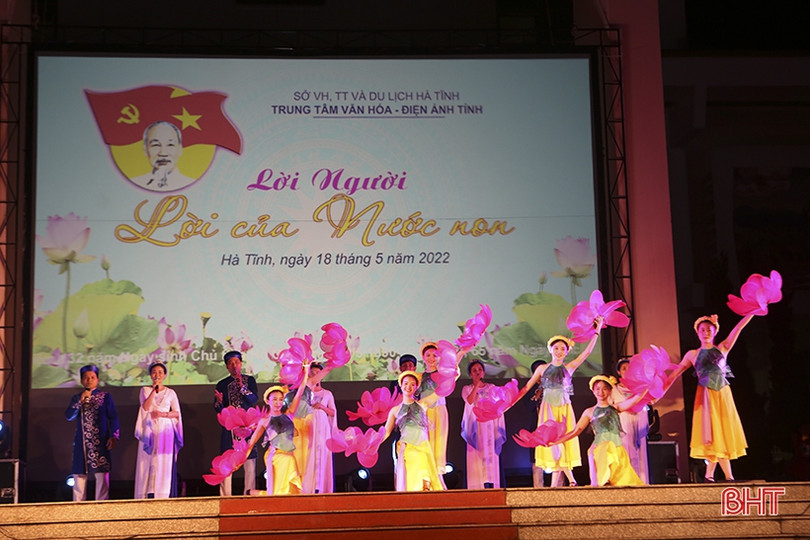 Lắng sâu dạ hội “Lời Người, lời của nước non”