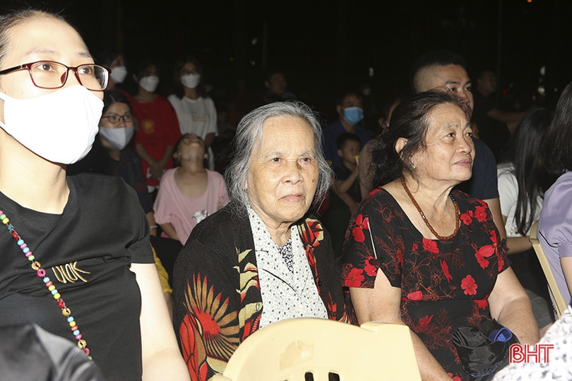 Lắng sâu dạ hội “Lời Người, lời của nước non”