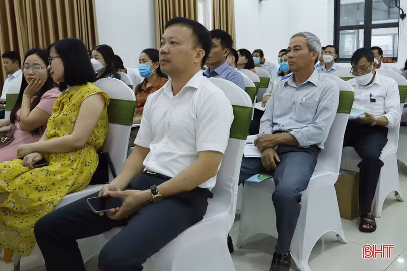 Trang bị kiến thức, kỹ năng bảo vệ môi trường cho cán bộ mặt trận 9 tỉnh 