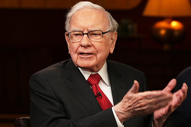 Chấm điểm cổ phiếu VNM dựa trên 5 nguyên tắc đầu tư của WarrenBuffett