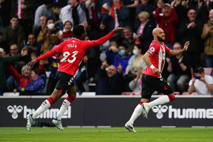 Kết quả Southampton 1-2 Liverpool: The Kop quyết đua vô địch tới vòng cuối