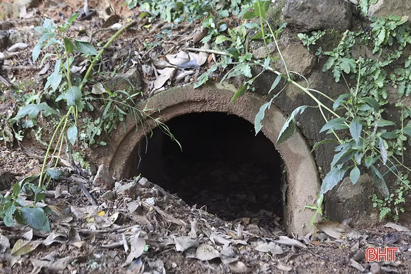 Di tích Hầm Tỉnh ủy bị bồi lấp, cần được tu sửa