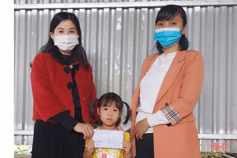 Ấm áp tình “Mẹ đỡ đầu” ở huyện Vũ Quang 