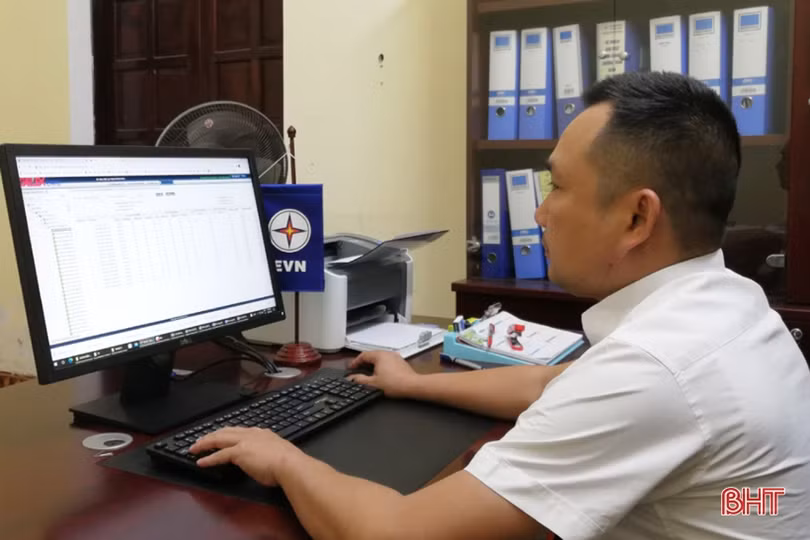 Điện lực Hà Tĩnh đẩy mạnh chuyển đổi số để tăng hiệu suất kinh doanh