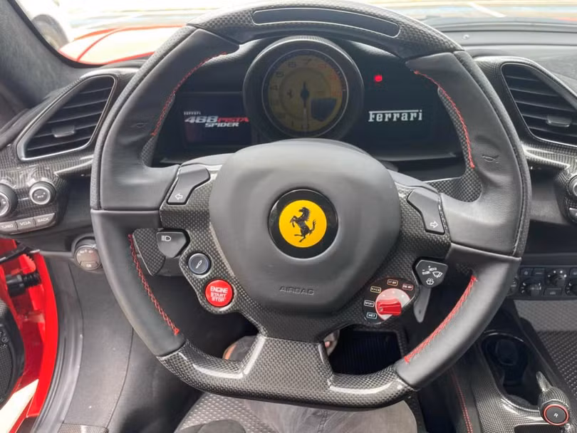 Ferrari 488 Pista Spider thứ 3 về Việt Nam