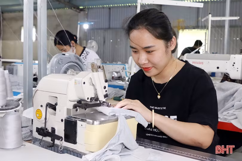 Chàng trai người Huế khởi nghiệp tại Hà Tĩnh, tạo việc làm cho hàng chục lao động nông thôn