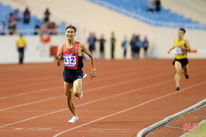 VĐV Hà Tĩnh Lê Tiến Long xuất sắc giành HCV điền kinh tại SEA Games 31
