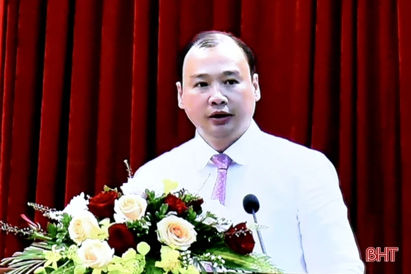 Phát huy vai trò, trách nhiệm của cán bộ, đảng viên trong học tập và làm theo gương Bác