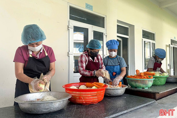 Siết chặt quy trình chế biến thực phẩm trong trường học ở Hà Tĩnh