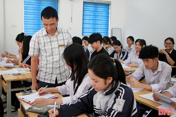 Hơn 820 hộ đăng ký kinh doanh dạy thêm