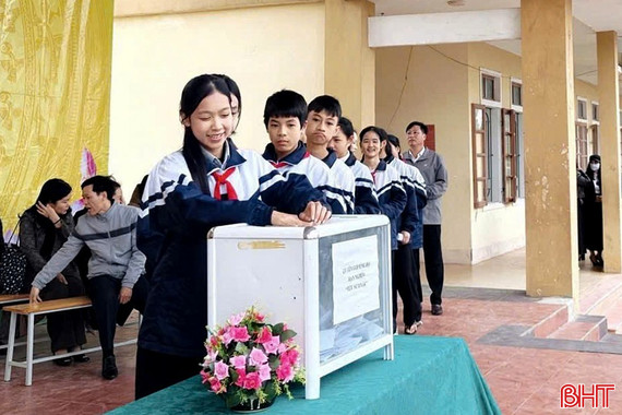 Tết sẻ chia từ hơn 390 nghìn cán bộ, giáo viên, học sinh Hà Tĩnh