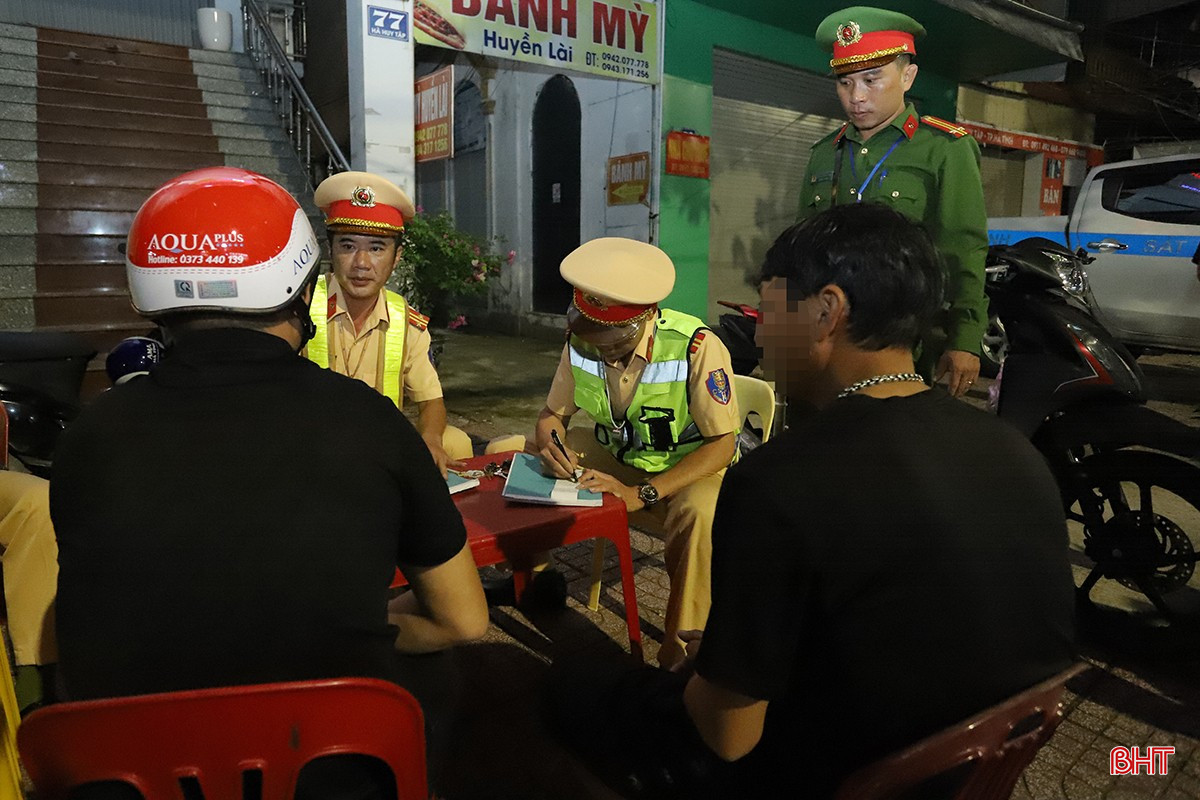 Người dân cần nâng cao ý thức “đã uống rượu, bia – không lái xe” để góp phần đảm bảo trật tự ATGT. bqbht_br_nong-do-con-03.jpg