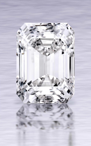 can canh nhung vien kim cuong va da quy dat nhat the gioi