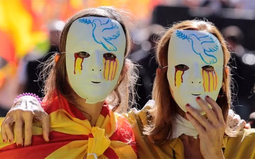 chau au gay suc ep doi catalonia bo ke hoach ly khai