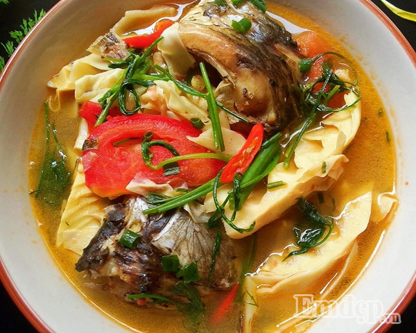 mon canh ca chep nau mang chua cho ngay mat troi