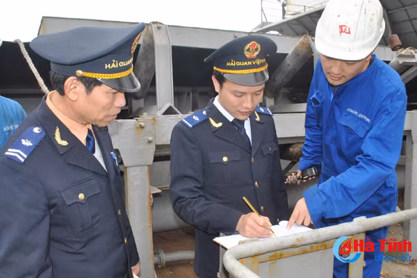 hoat dong cong doan vien chuc tinh ngay cang chuyen nghiep hieu qua