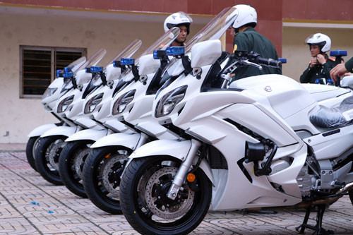 dan xe khung cua canh sat giao thong viet nam phuc vu apec