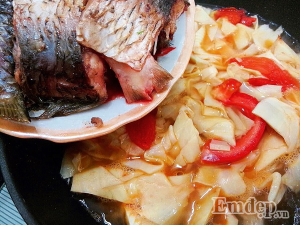 mon canh ca chep nau mang chua cho ngay mat troi